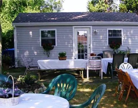 25 Indian Rd, Little Compton, RI 02837 photo 4