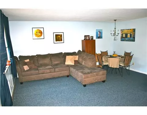 17 Apache Dr #H, Westerly, RI 02891 photo 3