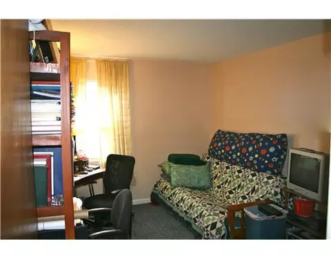 17 Apache Dr #H, Westerly, RI 02891 photo 12