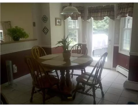 7 Brookfield Rd, Coventry, RI 02816 photo 9