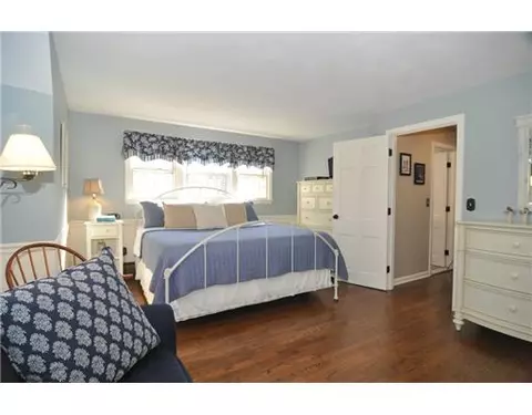76 New Rd, Exeter, RI 02822 photo 7