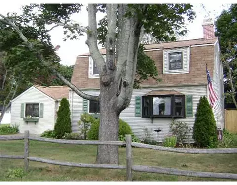375 Chapmans Ave, Warwick, RI 02886 photo 1