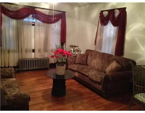 84 Barrows St, Providence, RI 02909 photo 7