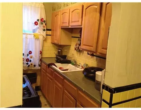 84 Barrows St, Providence, RI 02909 photo 5
