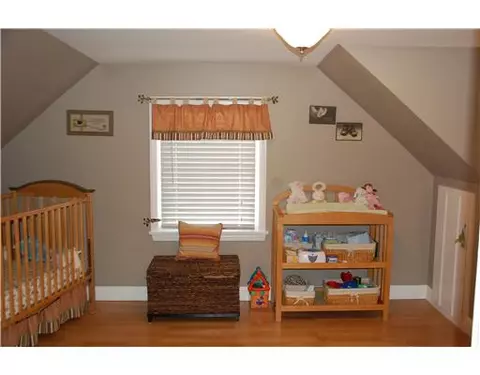 6 Arthur Ave, Warren, RI 02885 photo 8