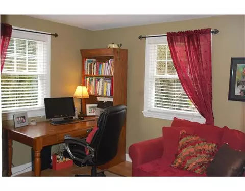 6 Arthur Ave, Warren, RI 02885 photo 5