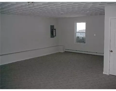 268 Asylum St, Woonsocket, RI 02895 photo 6
