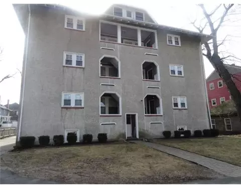 34 Meadow Rd #4, Woonsocket, RI 02895 photo 3