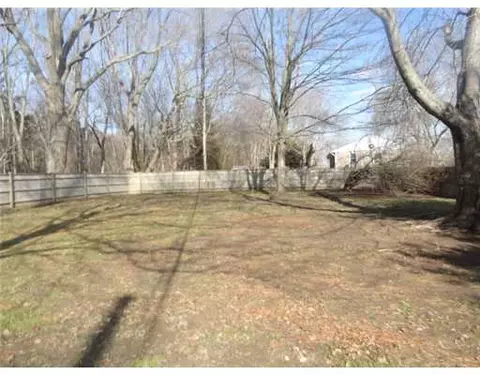 14 Maple Rd, Warren, RI 02885 photo 5