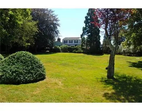 14 Nepun Rd, Westerly, RI 02891 photo 1