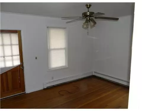 83 Temple St, Woonsocket, RI 02895 photo 5