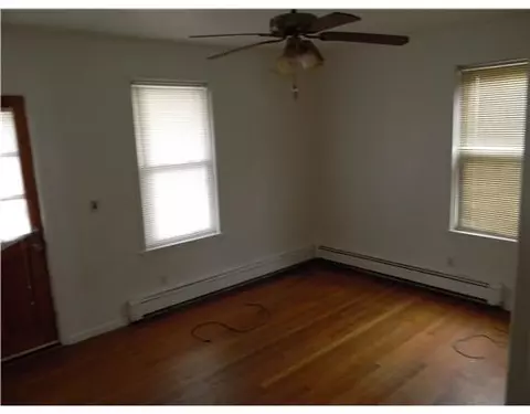 83 Temple St, Woonsocket, RI 02895 photo 4