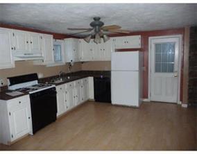 112 Morin St, Woonsocket, RI 02895 photo 2