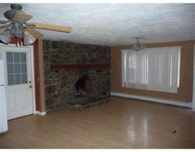 112 Morin St, Woonsocket, RI 02895 photo 3
