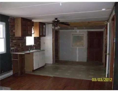 41 Centre Rd, Glocester, RI 02814 photo 4