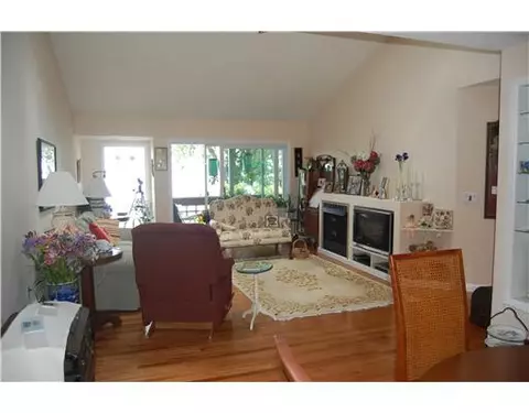 4042 Post Rd #10, Warwick, RI 02886 photo 10