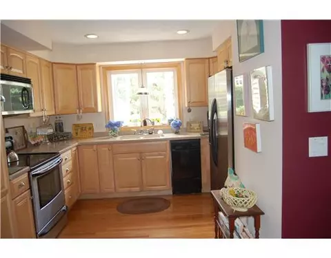 4042 Post Rd #10, Warwick, RI 02886 photo 8