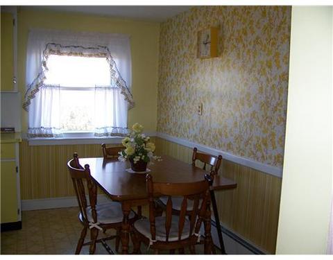 43 Commodore Ave, Warwick, RI 02888 photo 9