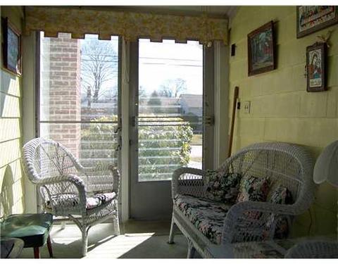 43 Commodore Ave, Warwick, RI 02888 photo 17