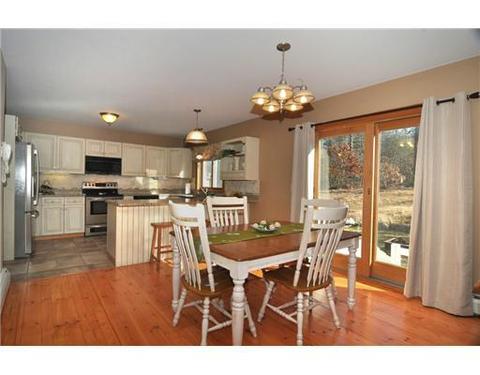 52 Widow Sweets Rd, Exeter, RI 02822 photo 4