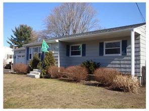 206 Vineyard Rd, Warwick, RI 02889 photo 2