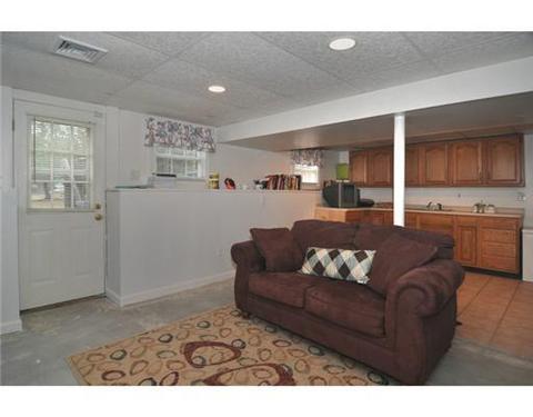 10 Casey Ln, Coventry, RI 02816 photo 11