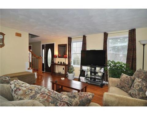 10 Casey Ln, Coventry, RI 02816 photo 2