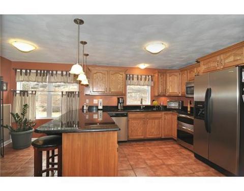 10 Casey Ln, Coventry, RI 02816 photo 3
