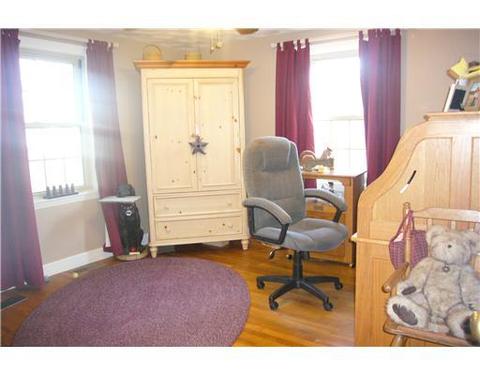 94 Massasoit Dr, Warwick, RI 02888 photo 7
