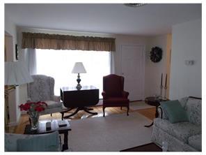 75 Pullen Ave, Pawtucket, RI 02861 photo 3