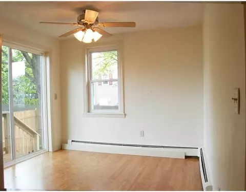 44 Webster St, Warwick, RI 02889 photo 4