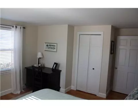 24 Clayton Rd, Warwick, RI 02886 photo 10
