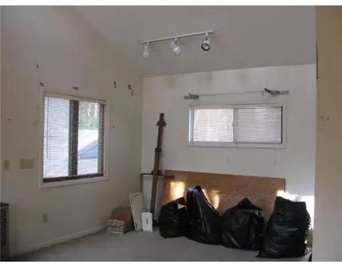 37 W Shore Dr, Exeter, RI 02822 photo 4