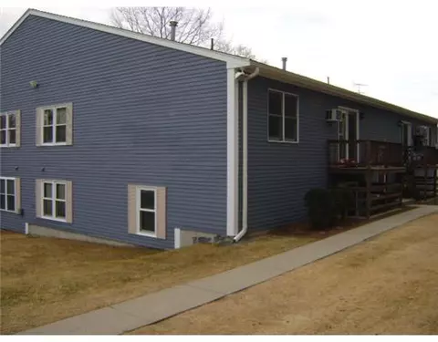 319 Privilege St #4, Woonsocket, RI 02895 photo 12
