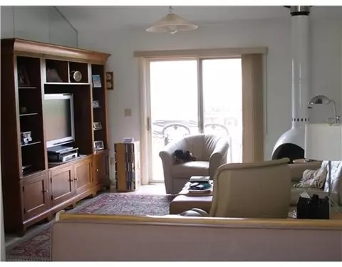 21 Tobin Ln, Bristol, RI 02809 photo 6