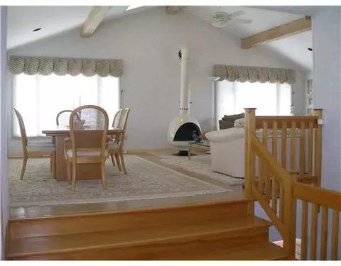 21 Tobin Ln, Bristol, RI 02809 photo 14