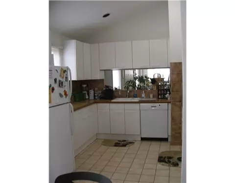 21 Tobin Ln, Bristol, RI 02809 photo 7