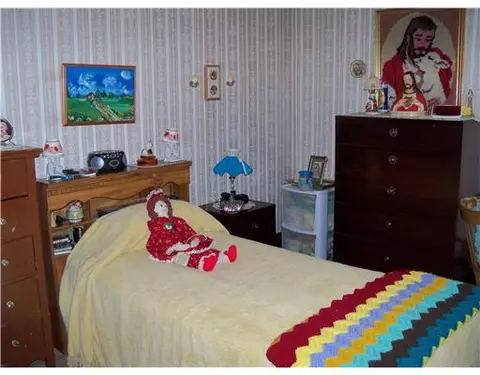43 Morton Ave, Woonsocket, RI 02895 photo 4