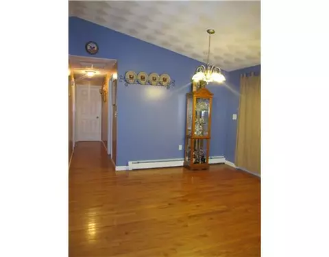 24 Casino Ave, Mapleville, RI 02839 photo 4