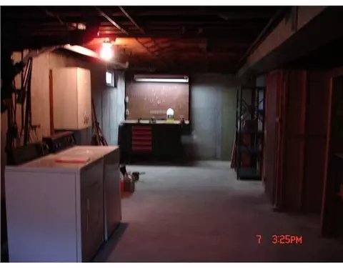 168 Patton Rd, Woonsocket, RI 02895 photo 7