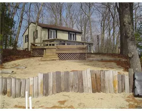25 Sunrise Ter, Glocester, RI 02814 photo 4