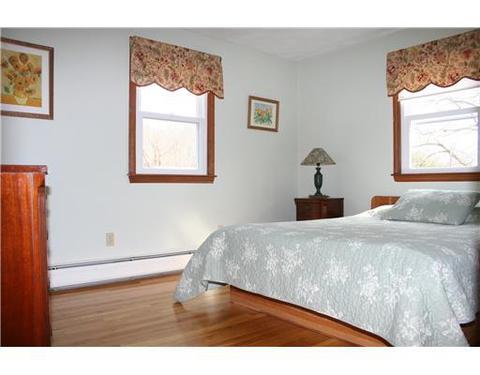 5 Antony Ave, Bristol, RI 02809 photo 7