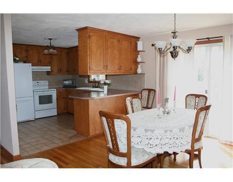 5 Antony Ave, Bristol, RI 02809 photo 5
