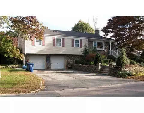 44 Sandro Dr, Warwick, RI 02886 photo 1