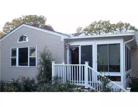 44 Sandro Dr, Warwick, RI 02886 photo 9