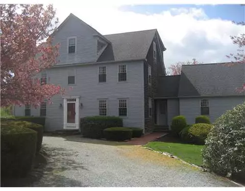 23 William Dr, Middletown, RI 02842 photo 2