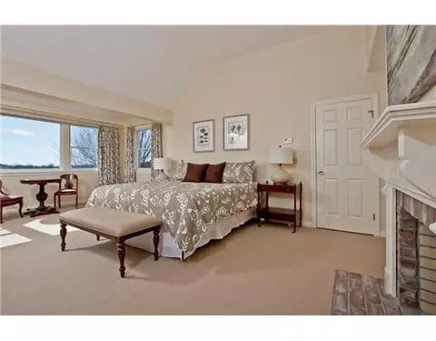 23 William Dr, Middletown, RI 02842 photo 5