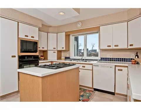 23 William Dr, Middletown, RI 02842 photo 9
