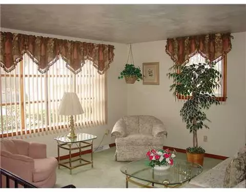 116 Stanfield St, Warwick, RI 02889 photo 13