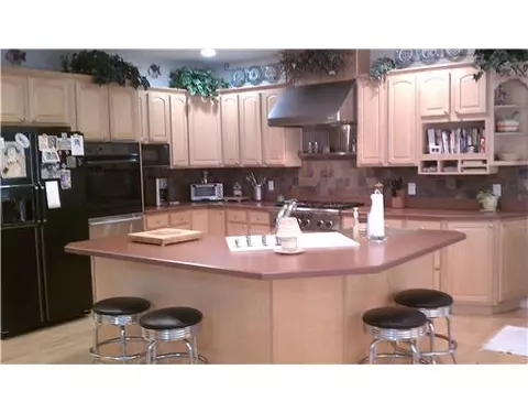 10 Briar Patch Dr, Westerly, RI 02891 photo 3